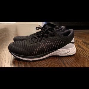 ASICS DynaFlyte 2 women’s size 9